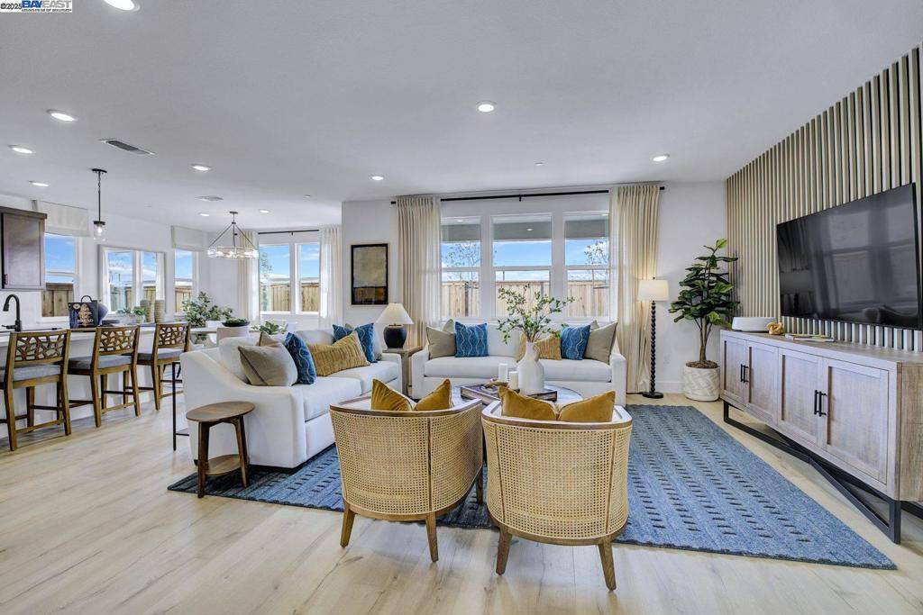 Mountain House, CA 95391,367 W CALABRIA DRIVE