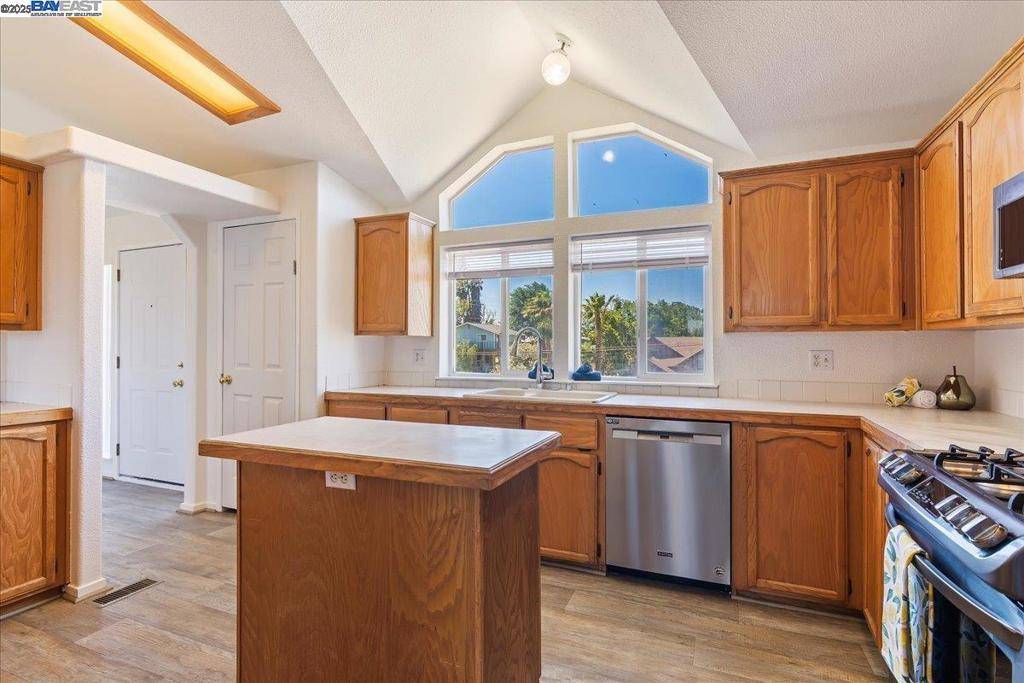 2325 Taylor Rd Oakley, CA 94511