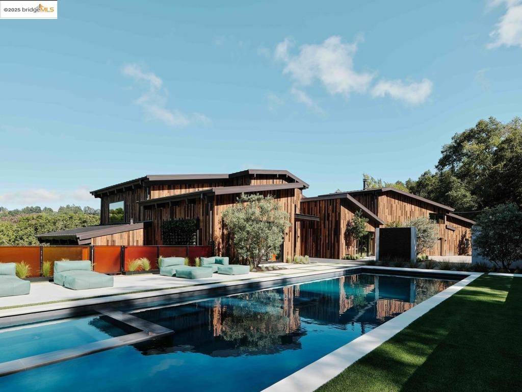 Orinda, CA 94563,119 Melody LN