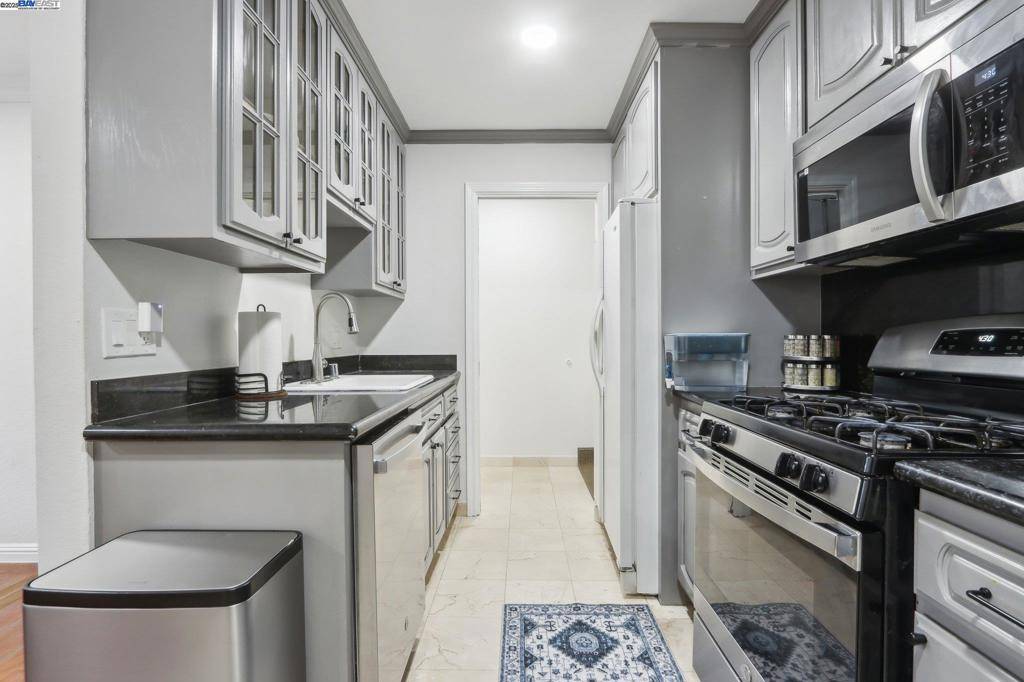 Fremont, CA 94536,38455 Bronson St #128