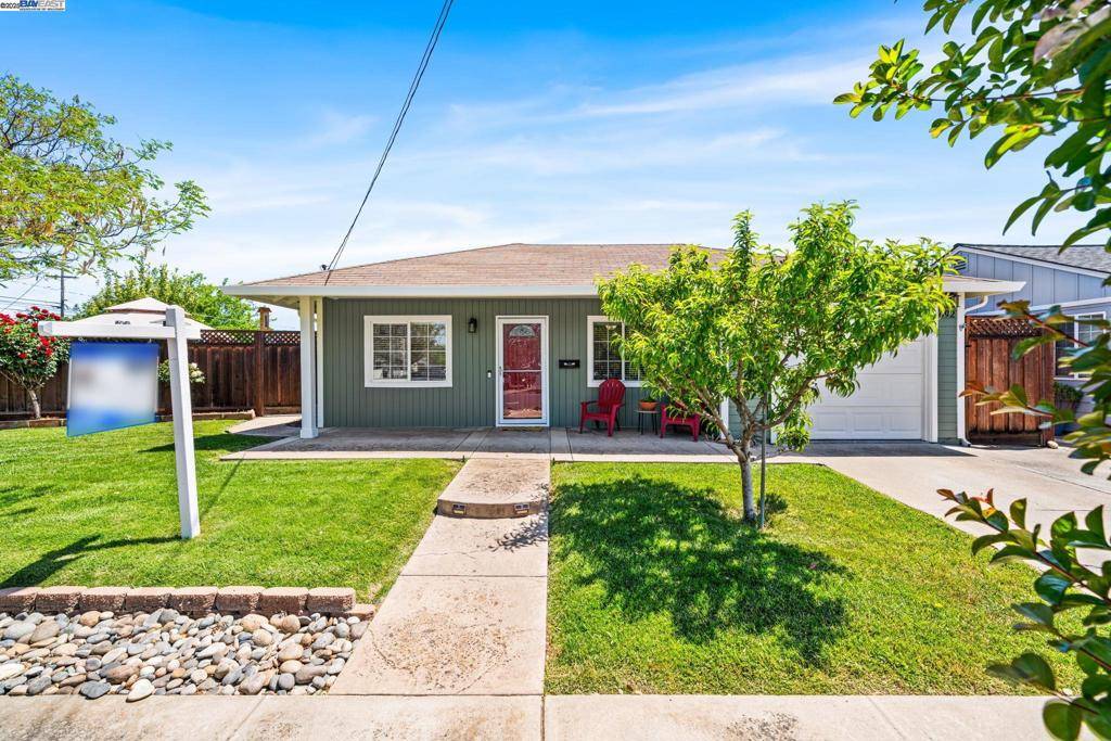 Livermore, CA 94551,692 Adelle St