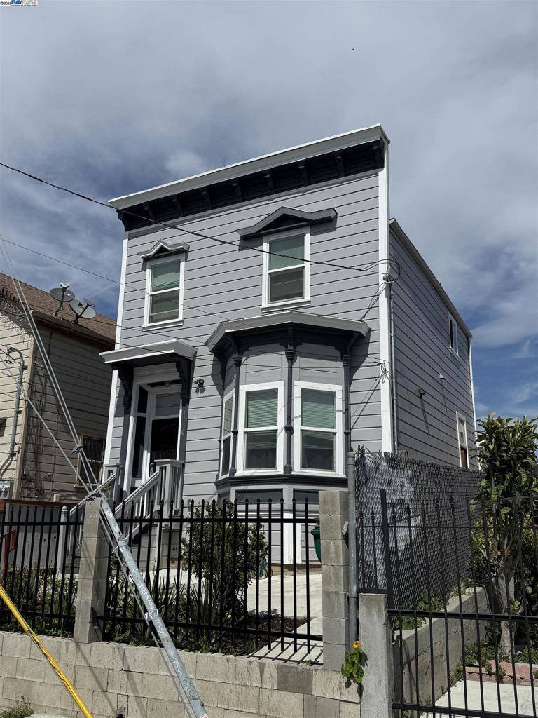 Oakland, CA 94606,1130 E 11Th St