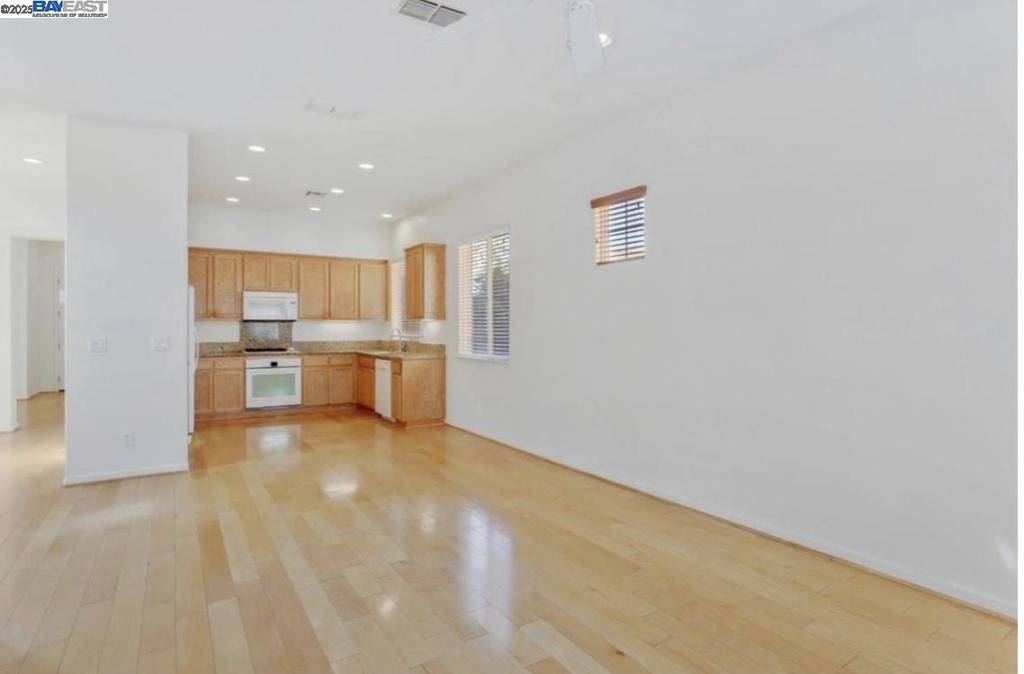 Oakdale, CA 95361,557 Stetson Drive