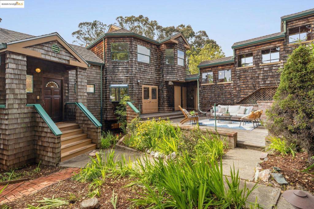 El Cerrito, CA 94530,8037 Terrace Dr