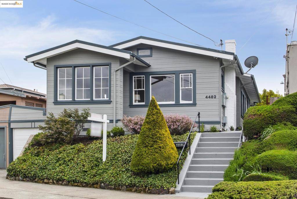 Oakland, CA 94611,4482 Moraga Ave