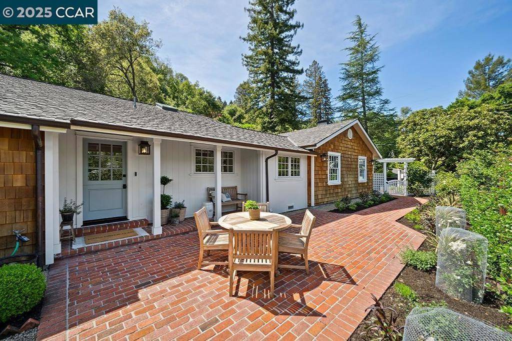 Orinda, CA 94563,6 Snowberry Ln