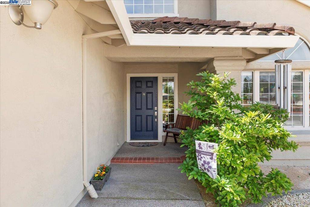 Pleasanton, CA 94588,3886 Mohr Ave