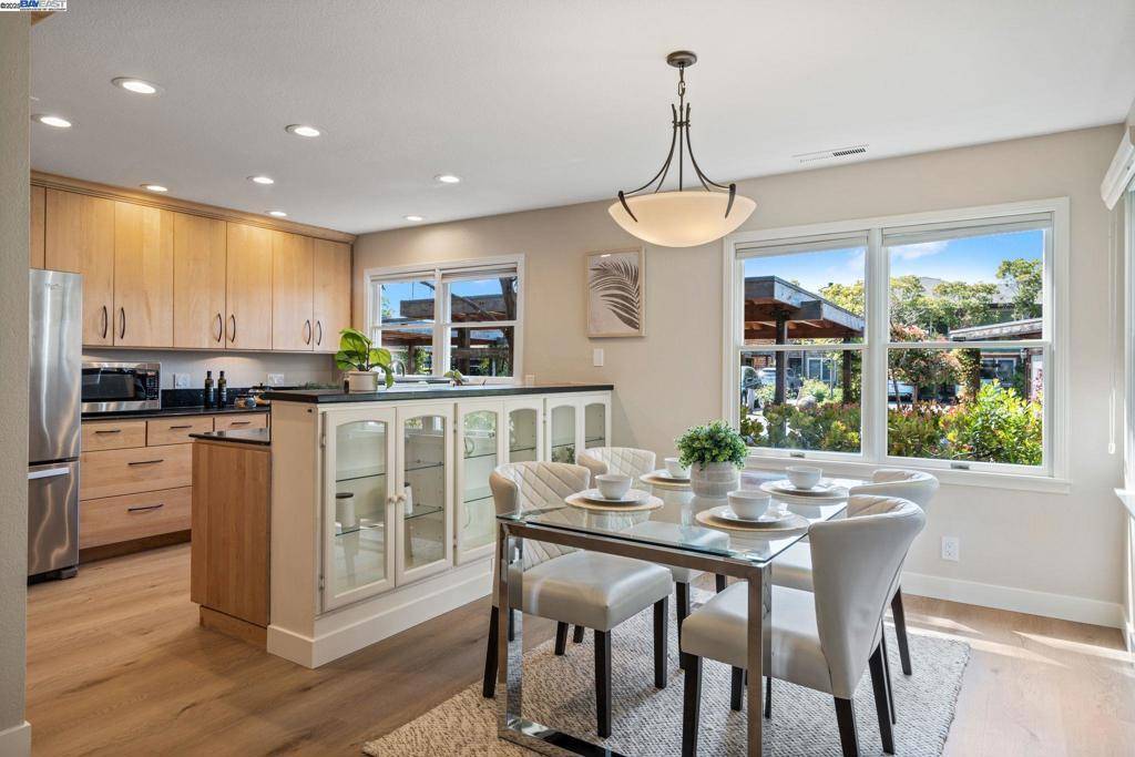 Alameda, CA 94502,642 Centre Ct