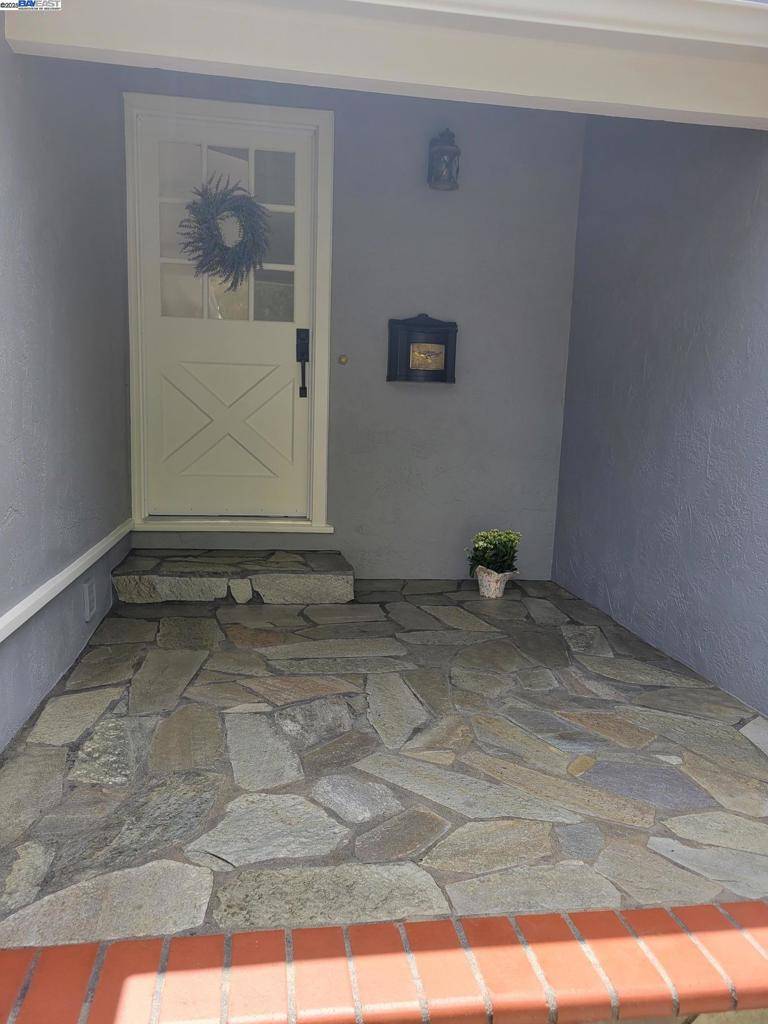 Union City, CA 94587,33039 Palmetto Dr