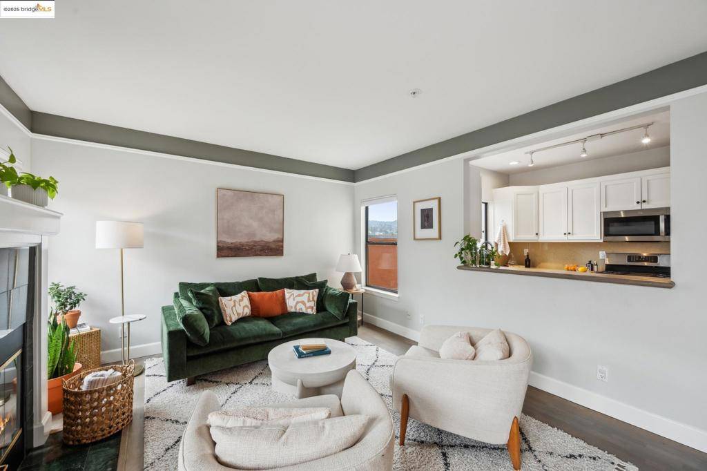 Oakland, CA 94610,612 Jean St