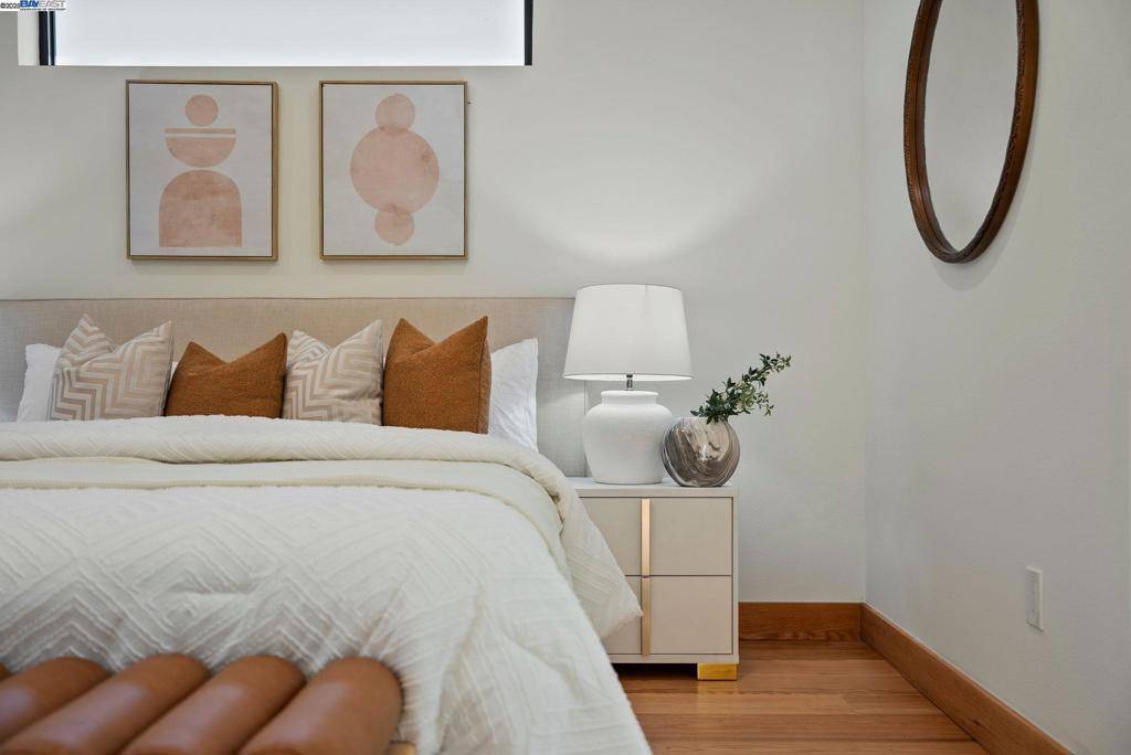 923 Shauna Palo Alto, CA 94306