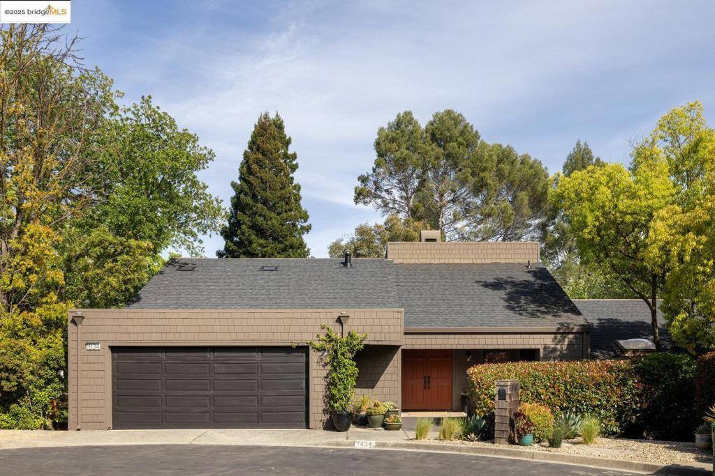 Walnut Creek, CA 94595,1834 Sobrante Ct