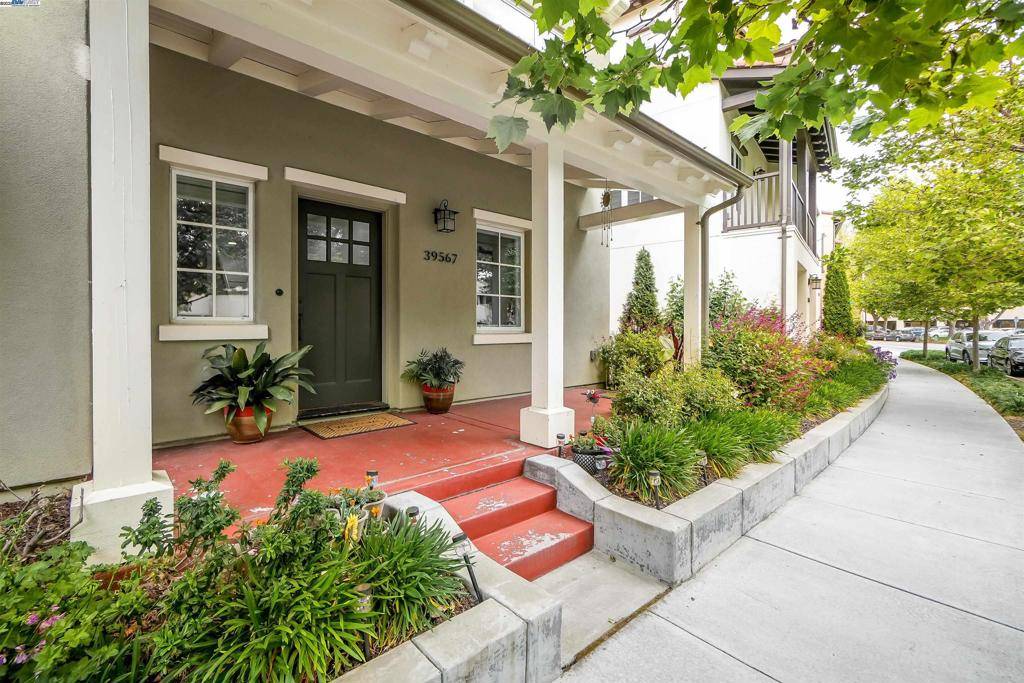Fremont, CA 94539,39567 Stevenson Place