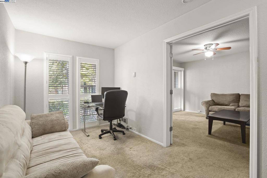 Walnut Creek, CA 94596,1236 Walker Ave #101
