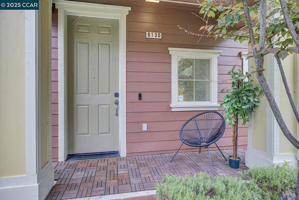 Oakland, CA 94605,6130 Old Quarry Loop