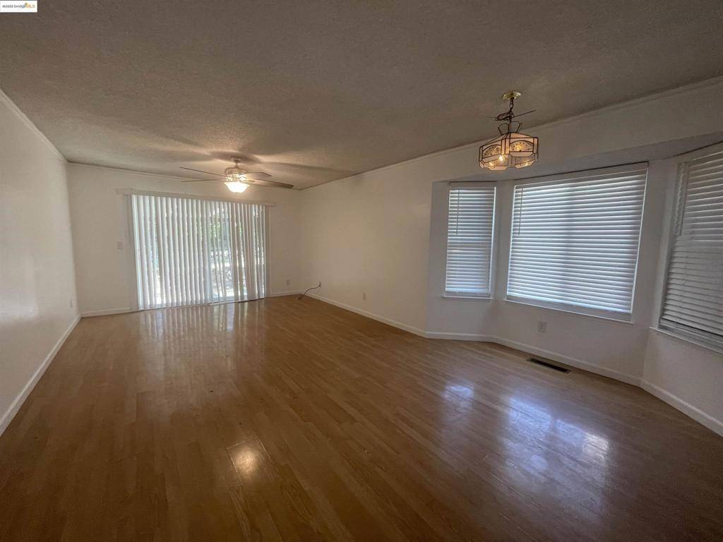 Antioch, CA 94509,1709 Bermuda Way