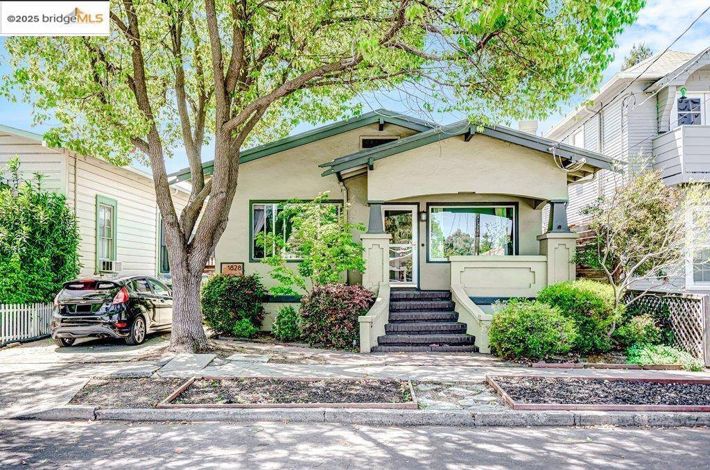 Martinez, CA 94553,1828 Estudillo St