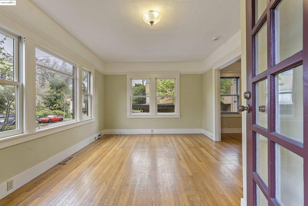 Berkeley, CA 94709,1544 Spruce St