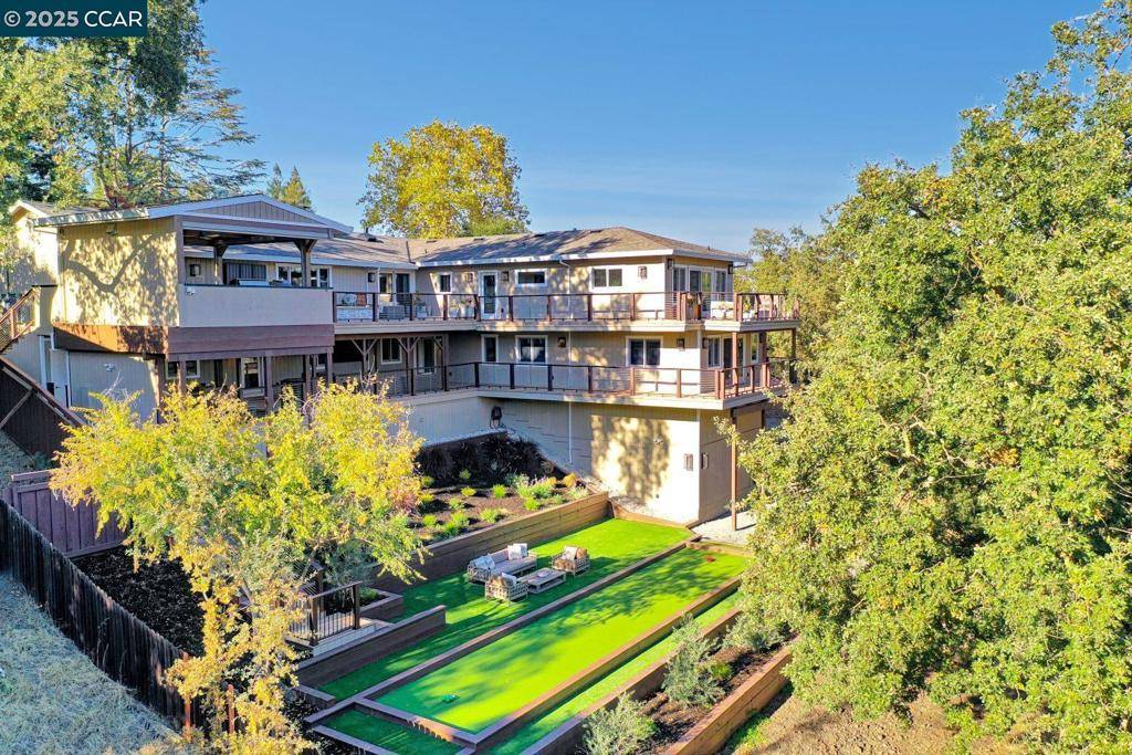 Alamo, CA 94507,24 Crest Ct