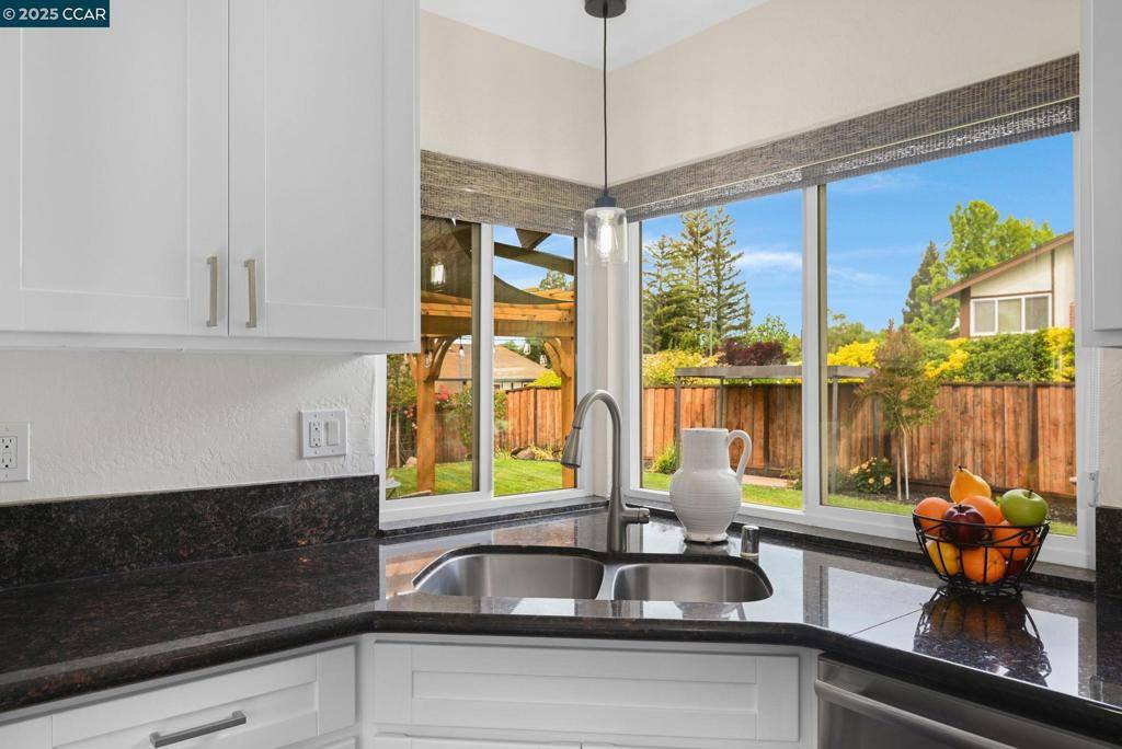 Walnut Creek, CA 94598,3220 Diablo Shadow Dr
