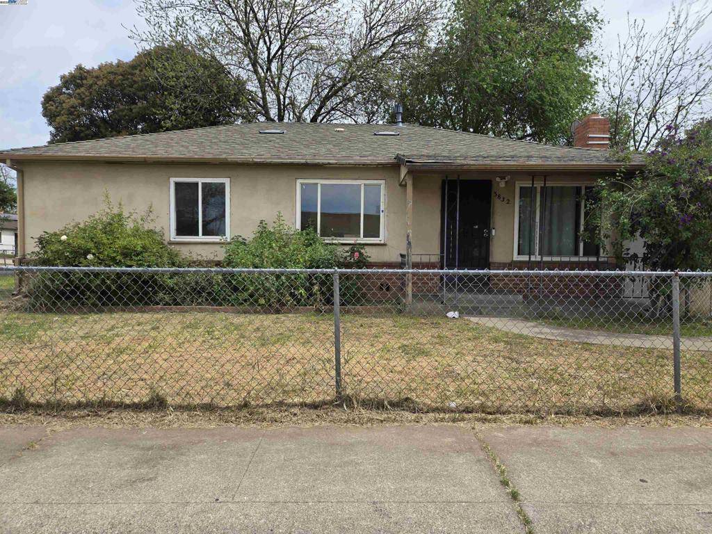 Stockton, CA 95204,3832 Marine Ave