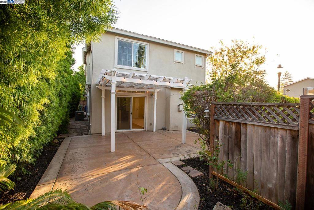 Concord, CA 94521,1542 Silverleaf Lane