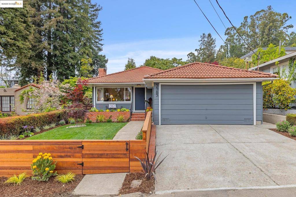 Oakland, CA 94611,5565 Snake Rd