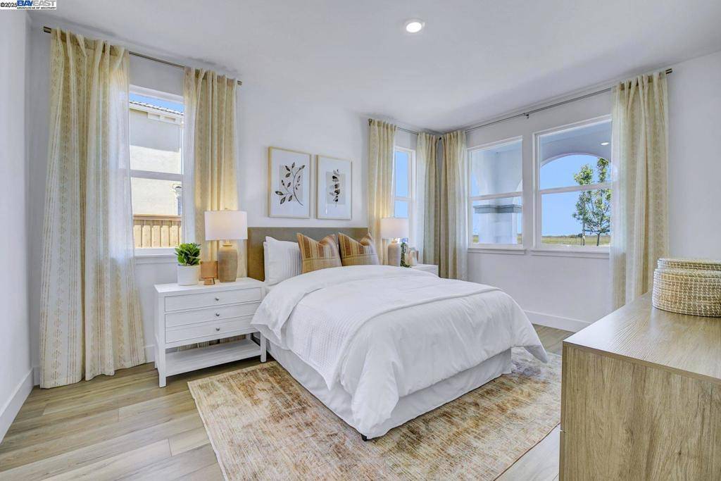 303 W Calabria Drive Mountain House, CA 95391
