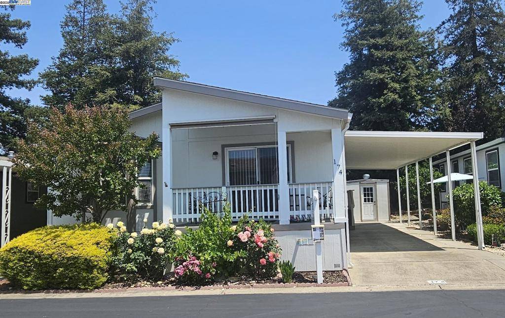 Pleasanton, CA 94566,3263 Vineyard Ave #174