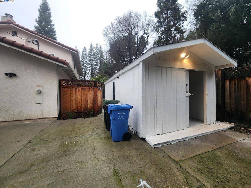 Danville, CA 94526,1768 Green Valley Rd