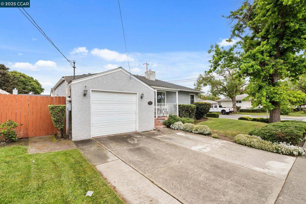 San Lorenzo, CA 94580,886 Via Manzanas