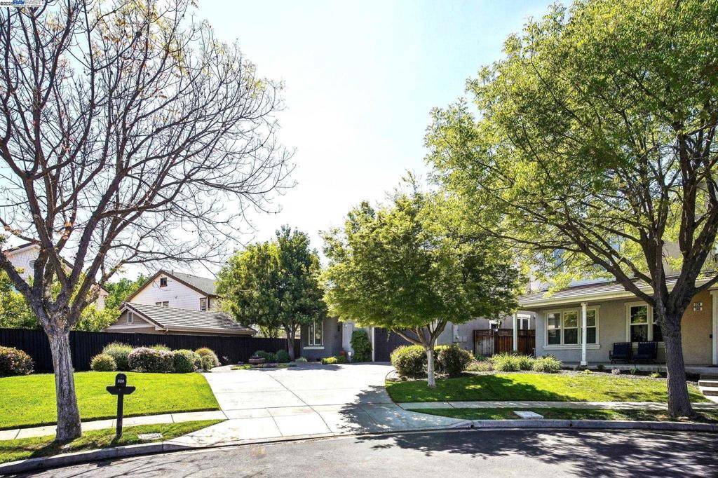 Pleasanton, CA 94566,320 Oaks Bridge Pl