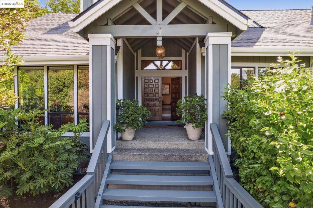 Lafayette, CA 94549,1037 Silverhill Dr