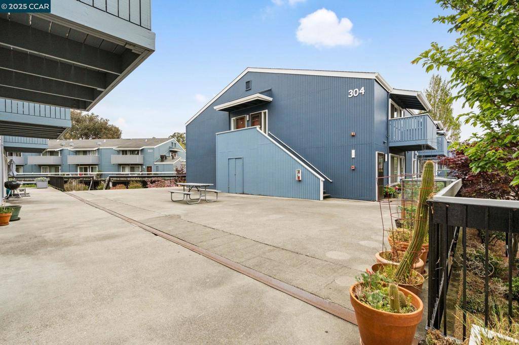 San Bruno, CA 94066,1126 Cherry Ave #104