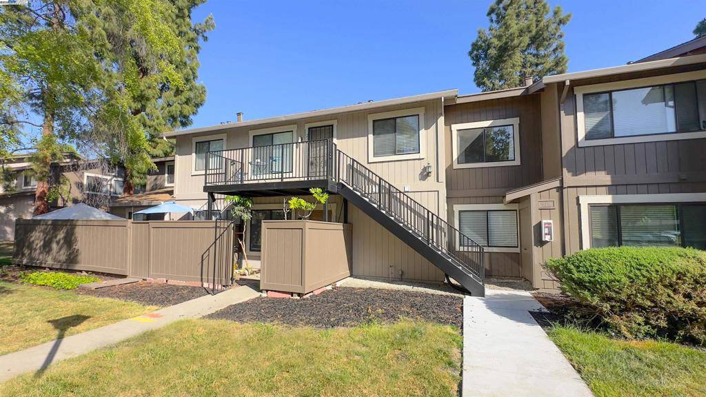 Union City, CA 94587,214 Galano Plz