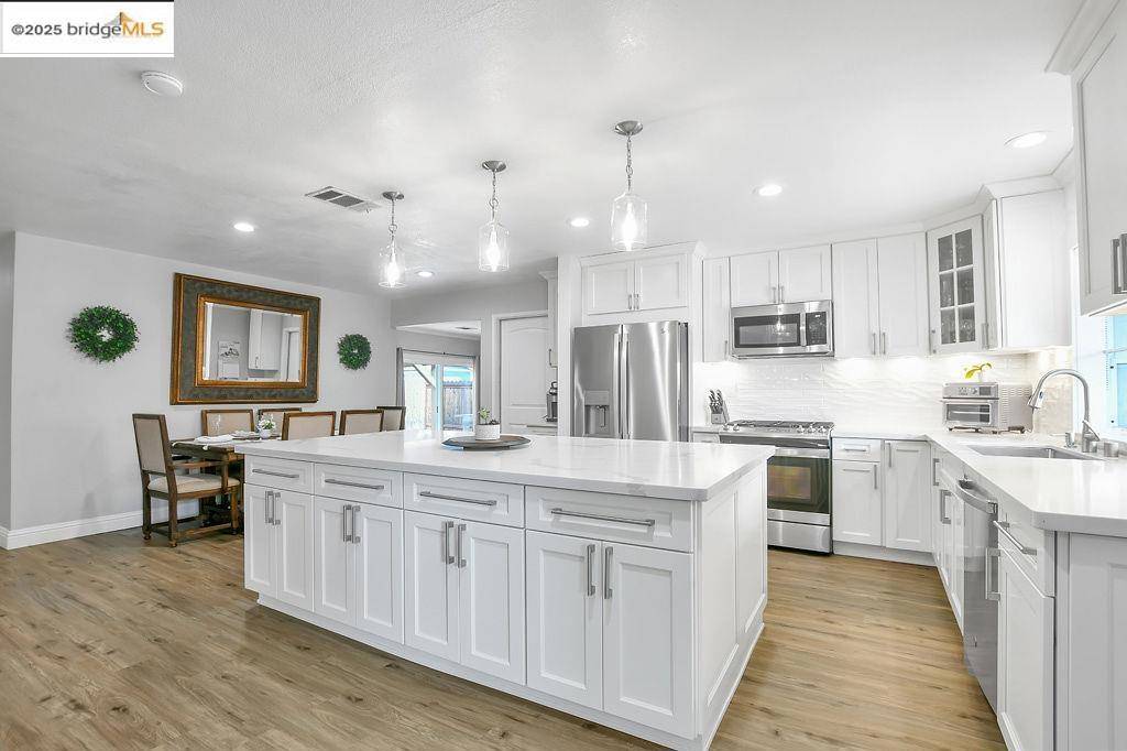 Brentwood, CA 94513,785 Peachwillow Dr