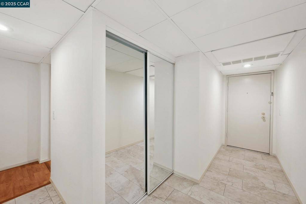 Walnut Creek, CA 94596,420 N Civic Dr #201