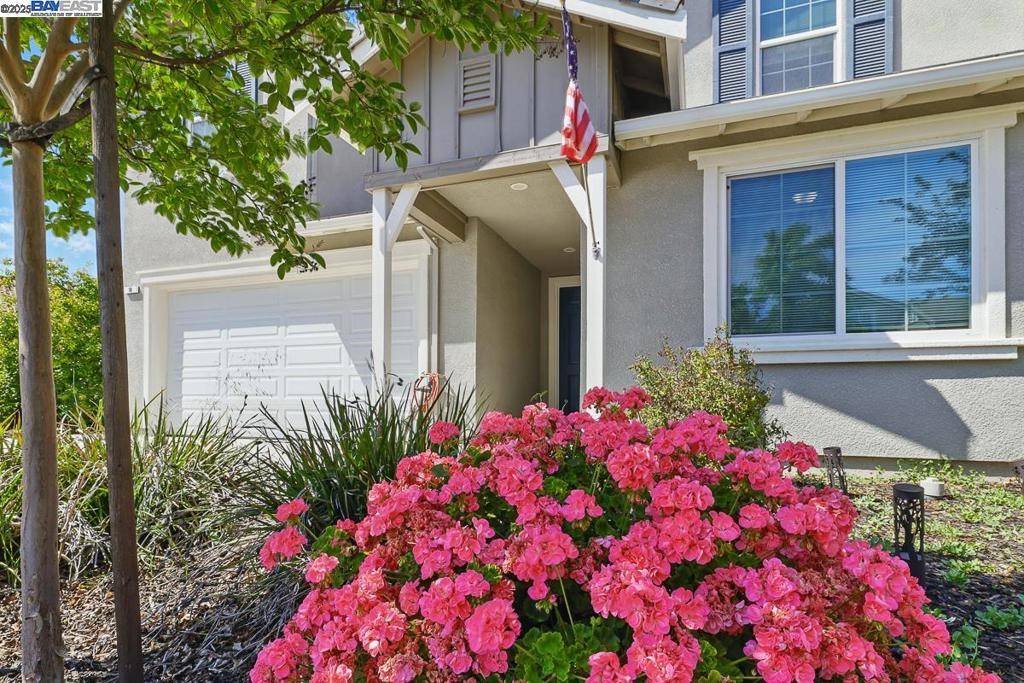 Oakley, CA 94561,18 Prescott Cir