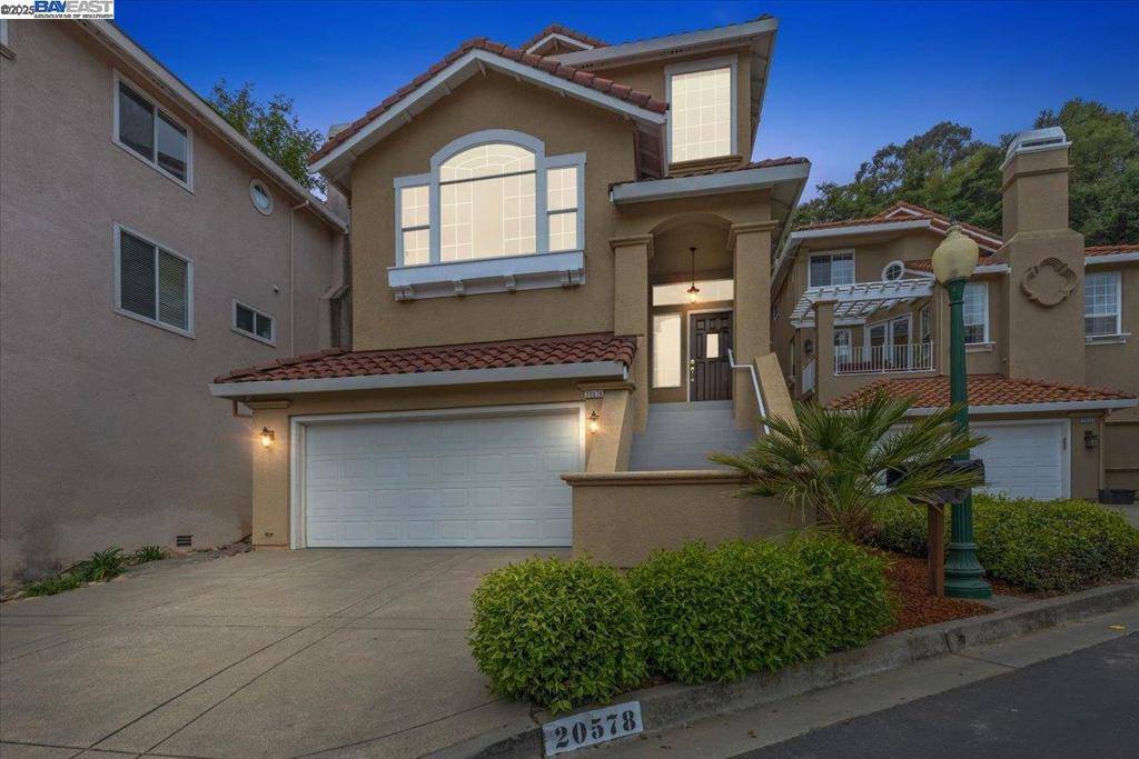 Castro Valley, CA 94552,20578 Crow Creek Rd