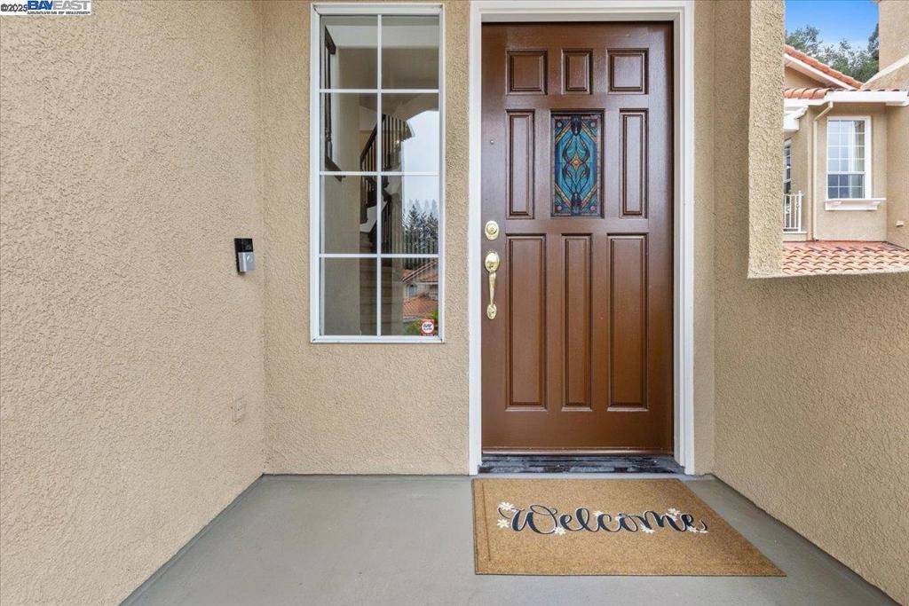 Castro Valley, CA 94552,20578 Crow Creek Rd