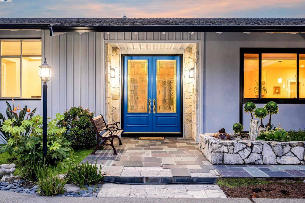 Castro Valley, CA 94546,4499 Hillsborough Dr
