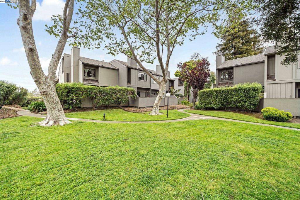 Hayward, CA 94541,1044 Clubhouse Dr