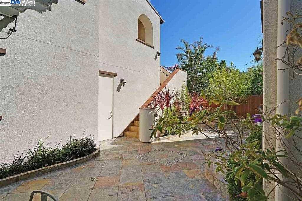 San Ramon, CA 94582,5077 Rashelle Way