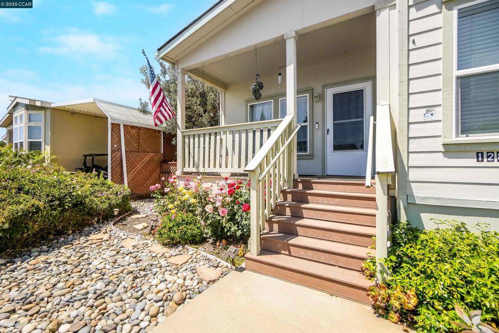Hayward, CA 94544,1287 Sussex Way