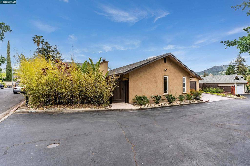Concord, CA 94521,5588 Gonzalez Ct