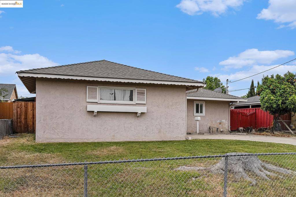 Pittsburg, CA 94565,2135 Marsh Ave