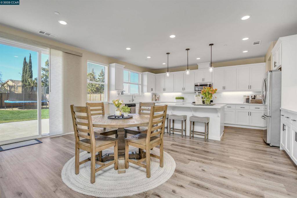Antioch, CA 94531,5420 Promontory Way