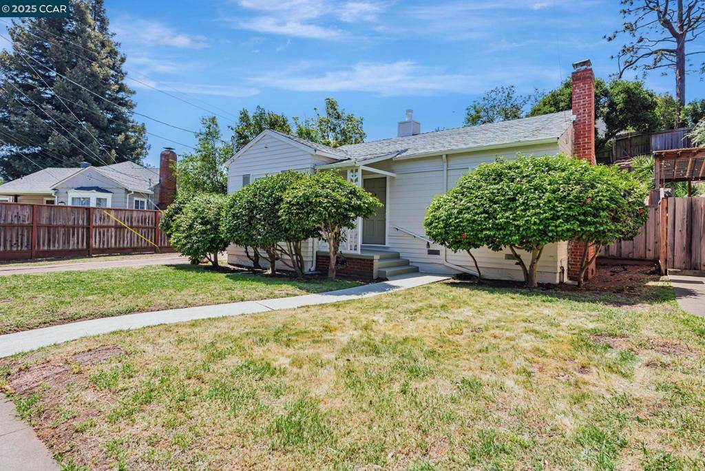 Oakland, CA 94605,3056 Roxbury Ave