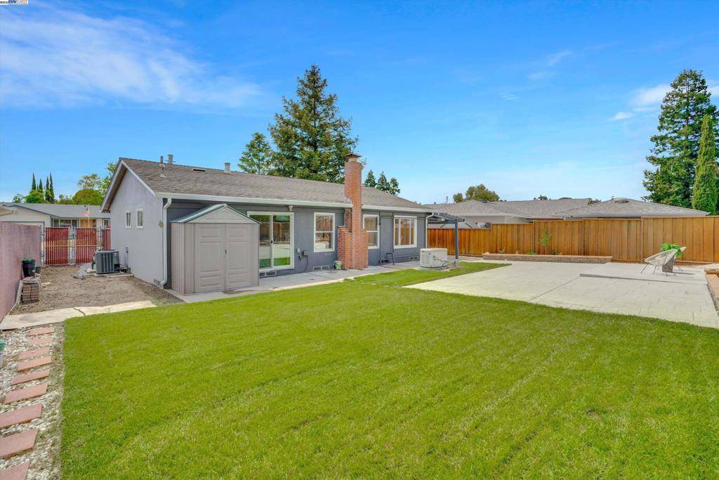 Livermore, CA 94551,4854 Lantana Ave