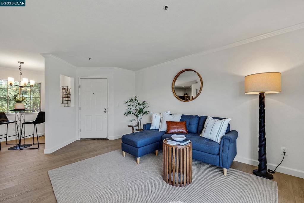 San Ramon, CA 94582,440 Bollinger Canyon Ln #294